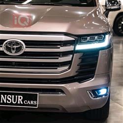 تۆیۆتا لاند کروزەر